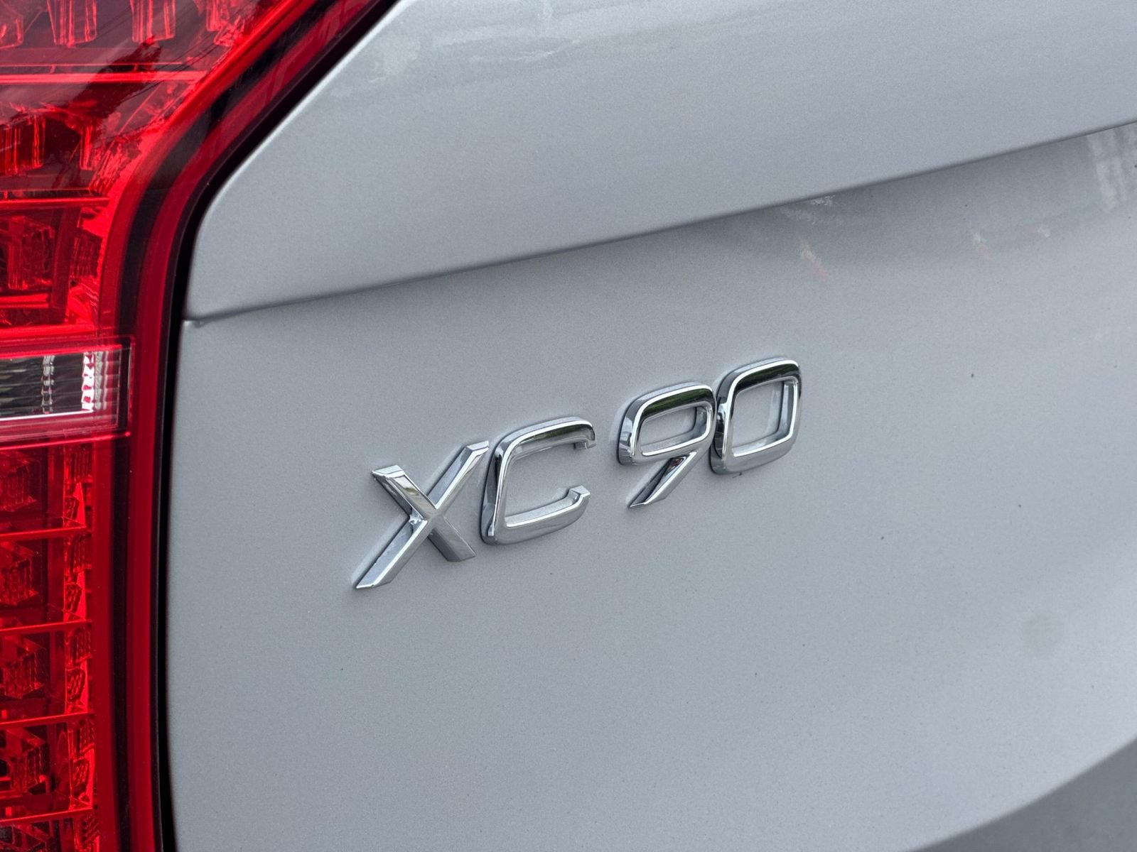 Certified 2023 Volvo XC90 T8 Ultimate w/ Protection Package AWD/4WD image 33