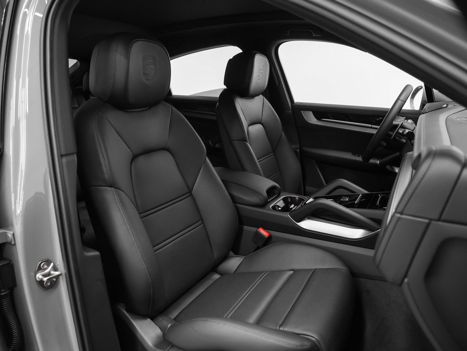 New 2026 Porsche Cayenne E-Hybrid Coupe AWD/4WD image 23