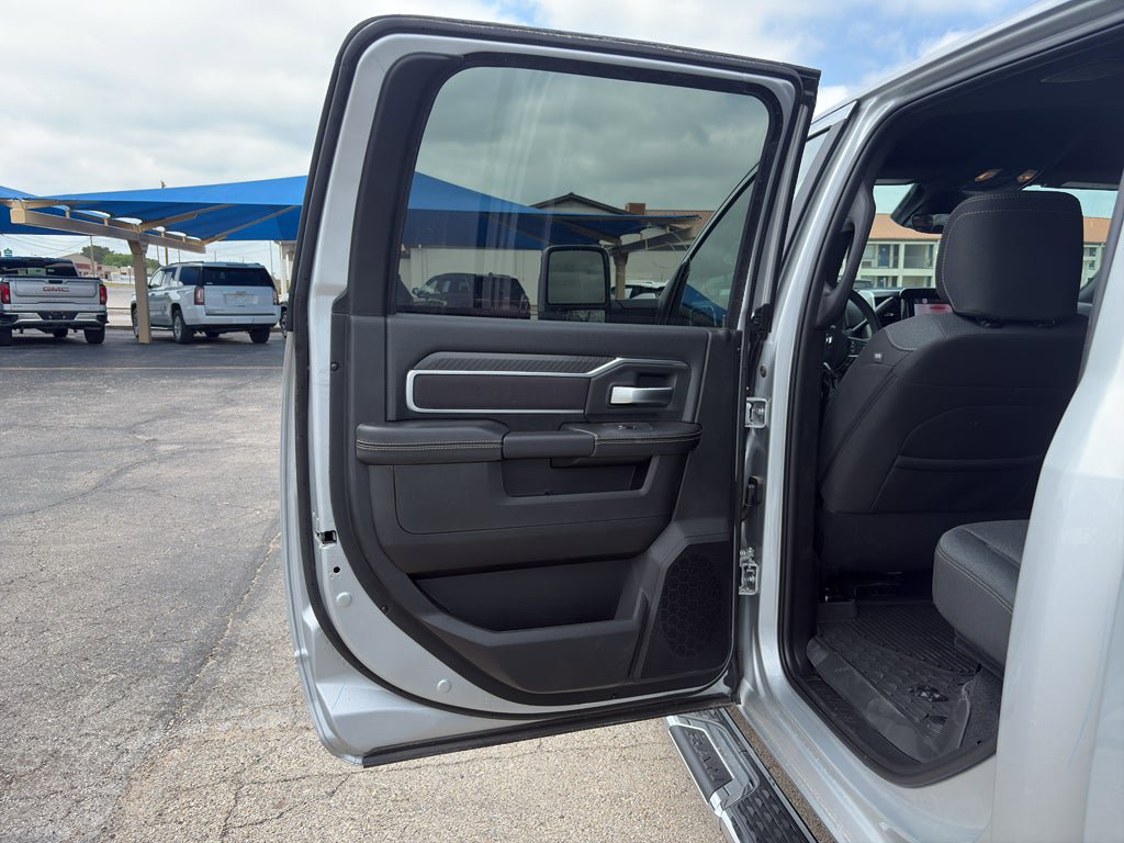 New 2026 RAM 3500 Lone Star image 12