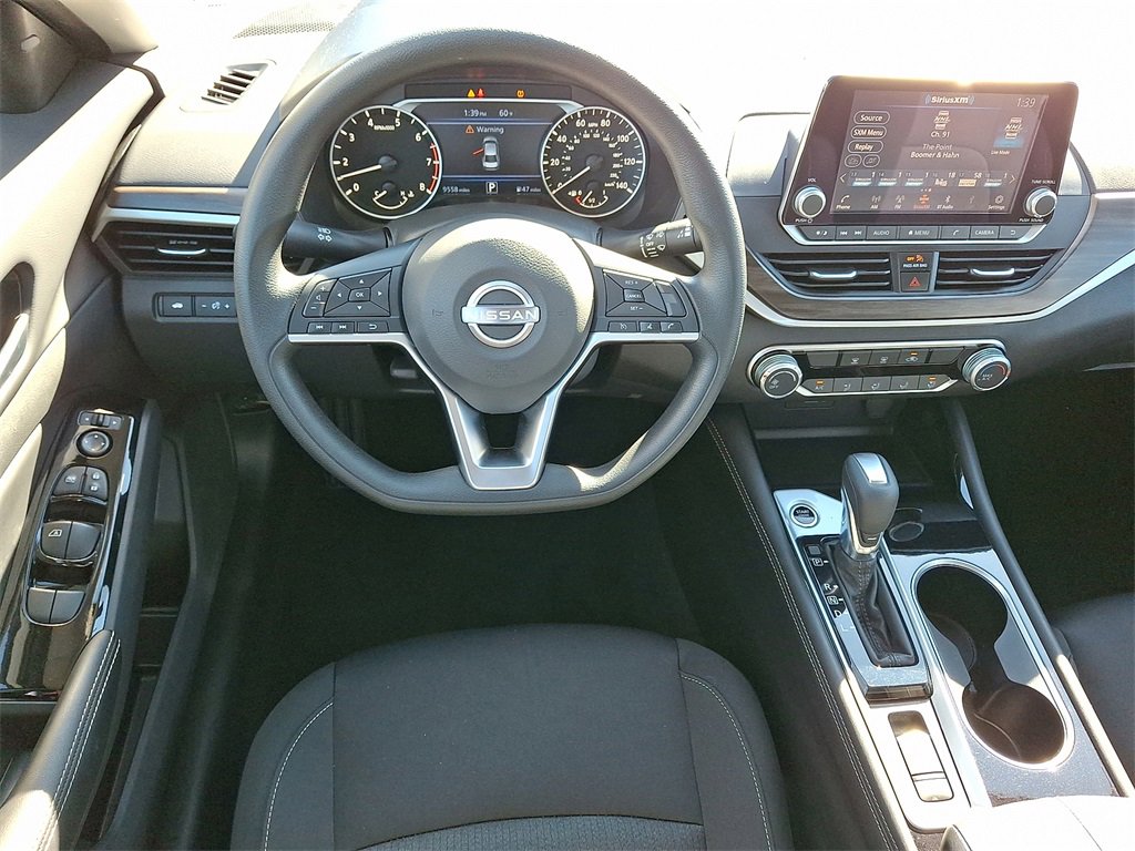 Used 2023 Nissan Altima 2.5 SV image 12