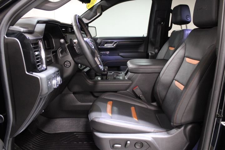 Used 2024 GMC Sierra 1500 AT4 w/ Technology Package image 13