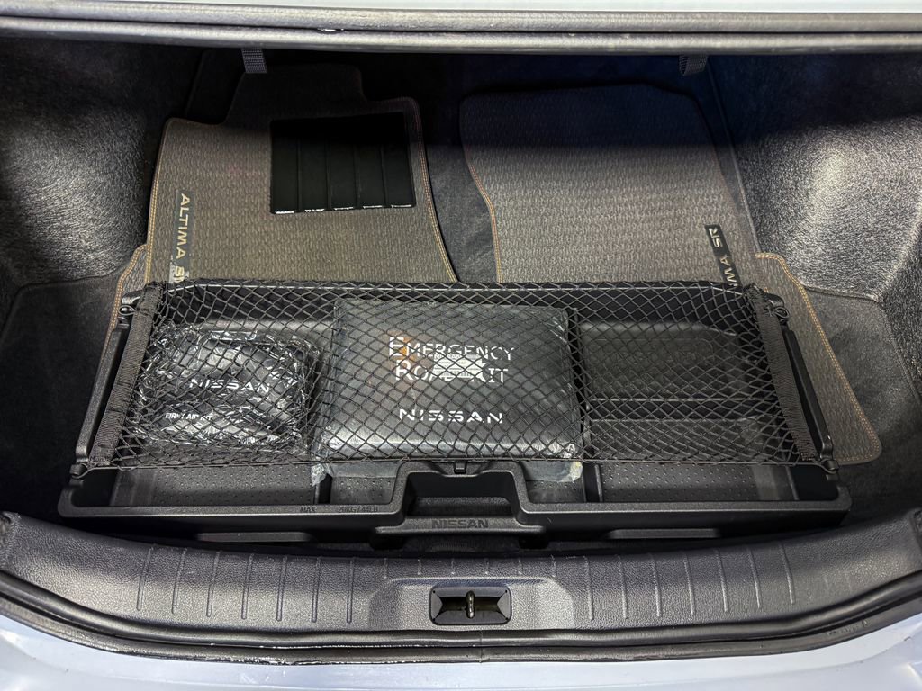 Certified 2024 Nissan Altima 2.5 SR image 32