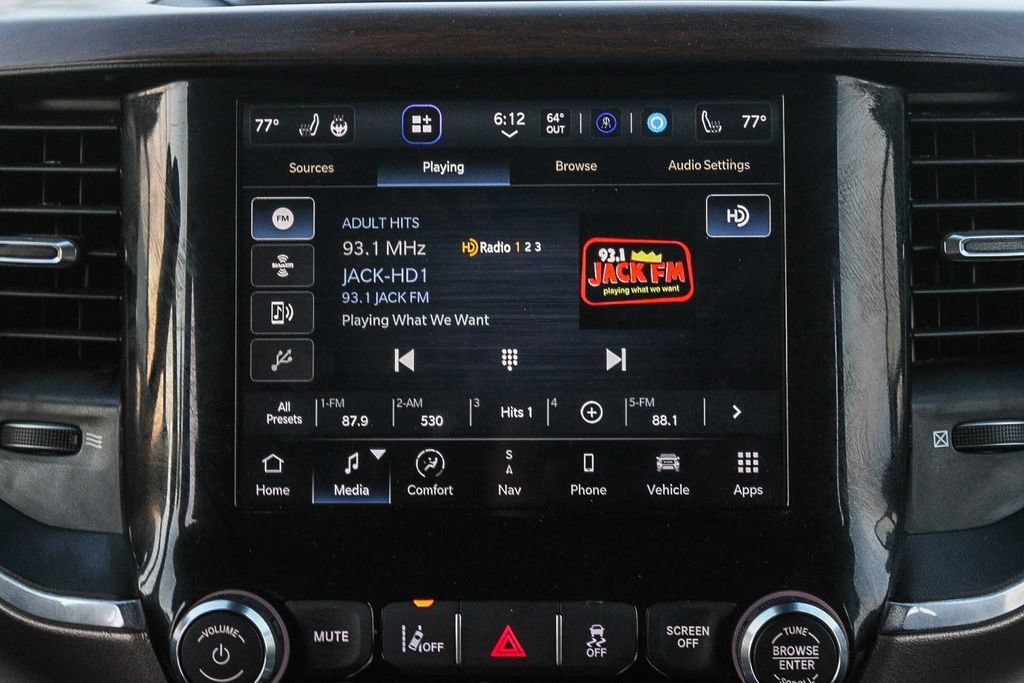 Used 2024 RAM 2500 Laramie w/ Safety Group AWD/4WD image 15