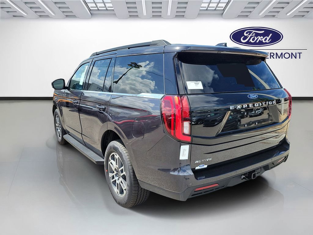 New 2026 Ford Expedition Active image 3