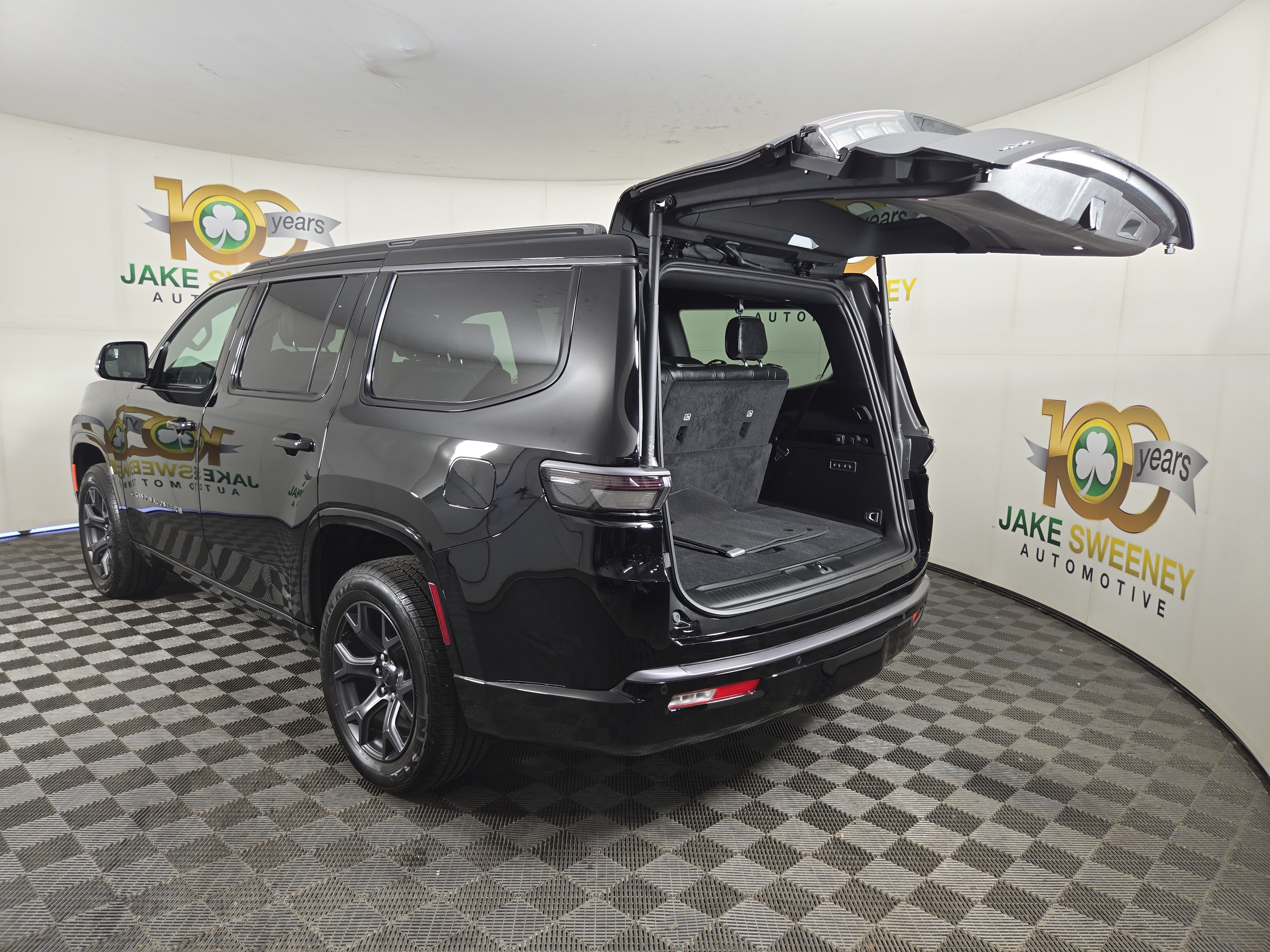 New 2026 Jeep Grand Wagoneer Limited w/ Premium Group II AWD/4WD image 36
