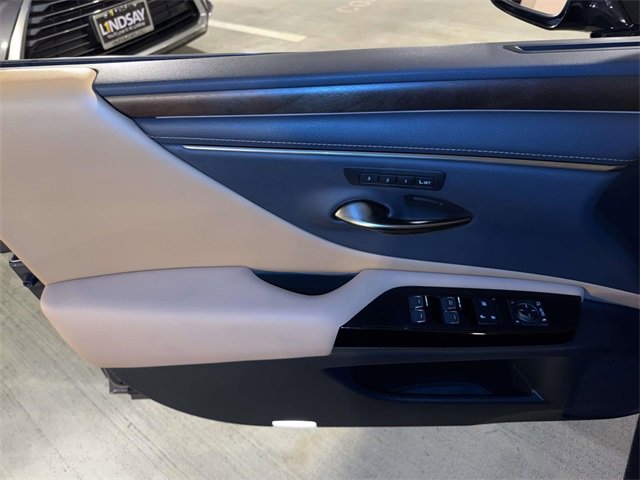 Certified 2023 Lexus ES 350 w/ Premium Package image 19