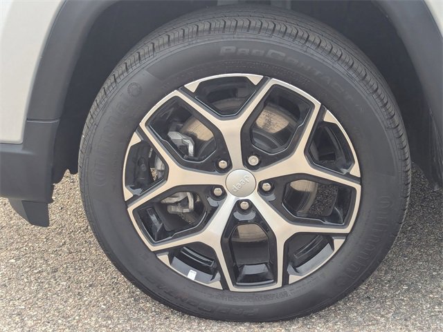 Used 2024 Jeep Compass Limited image 9