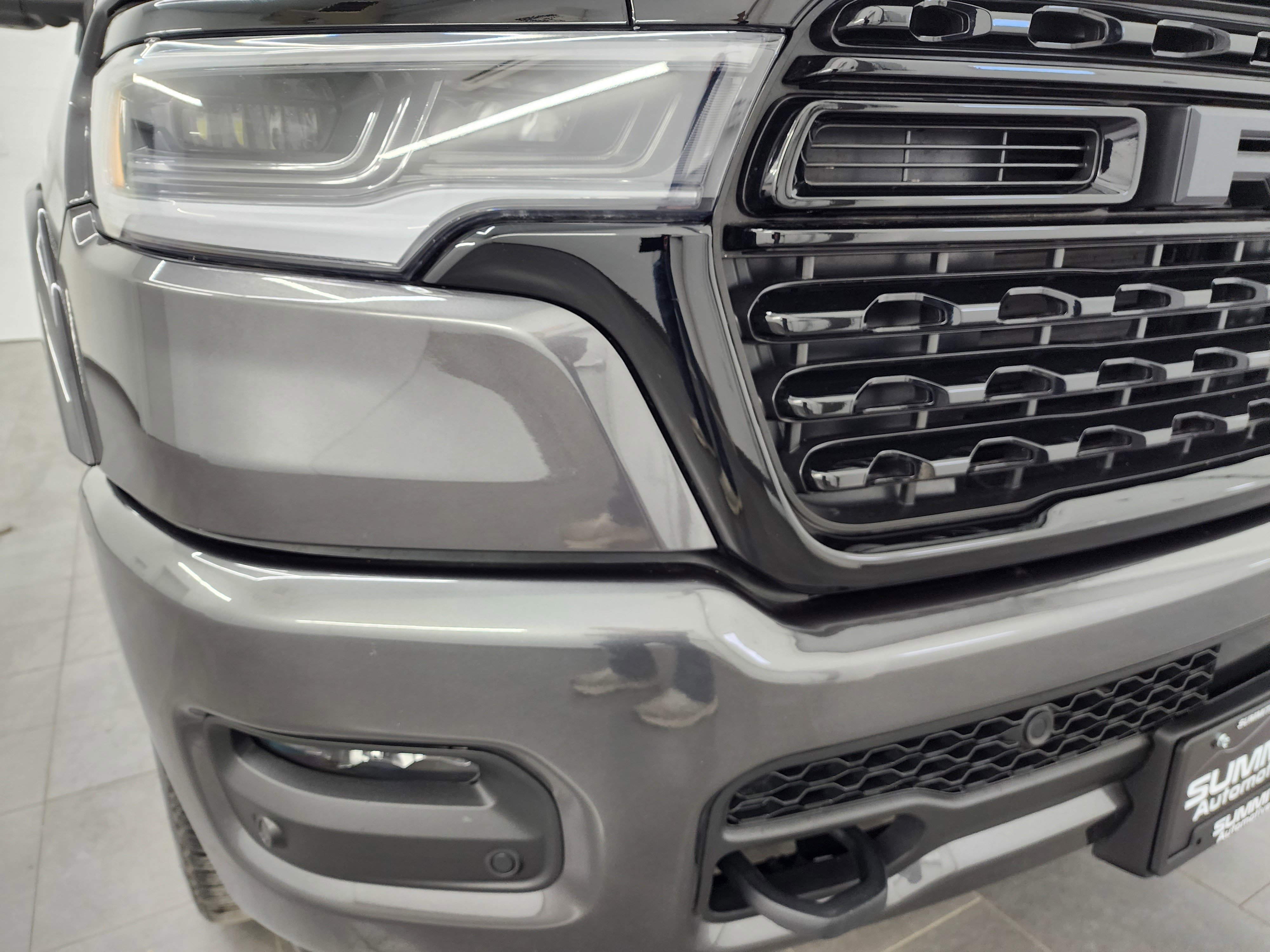 Used 2025 RAM 1500 Limited AWD/4WD image 24
