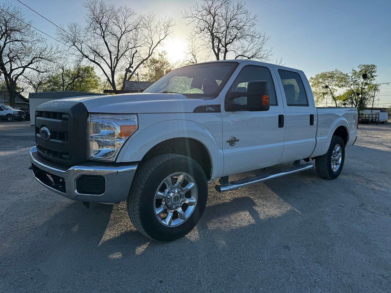 Used 2015 Ford F250 XL w/ Power Equipment Group AWD/4WD image 3