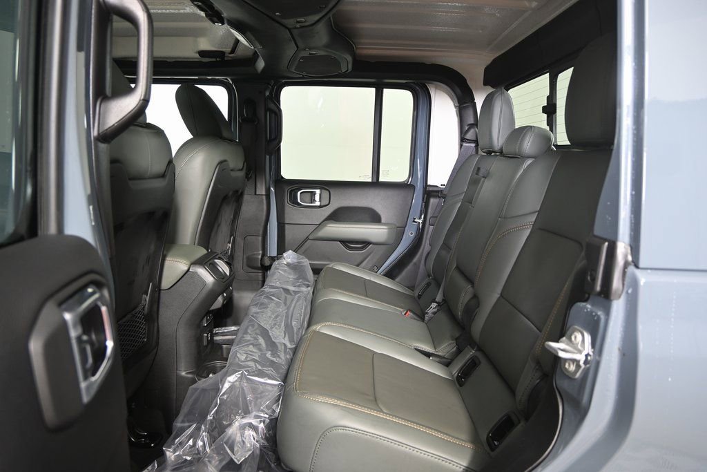 New 2026 Jeep Gladiator Mojave image 17