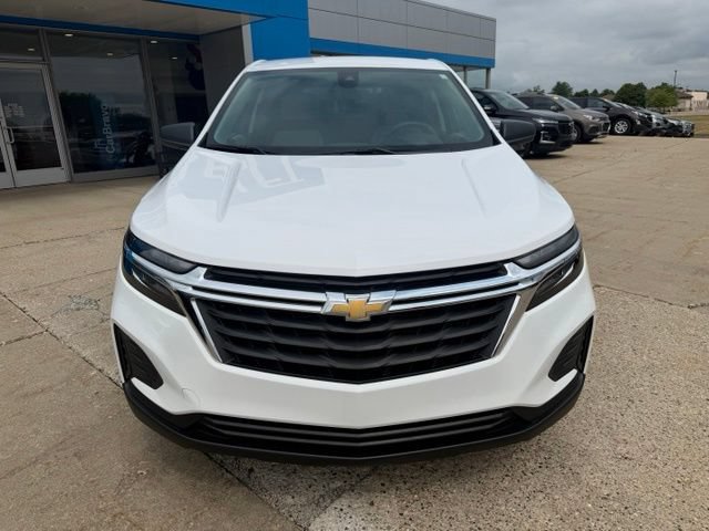 Used 2024 Chevrolet Equinox LS w/ LS Convenience Package FWD image 8