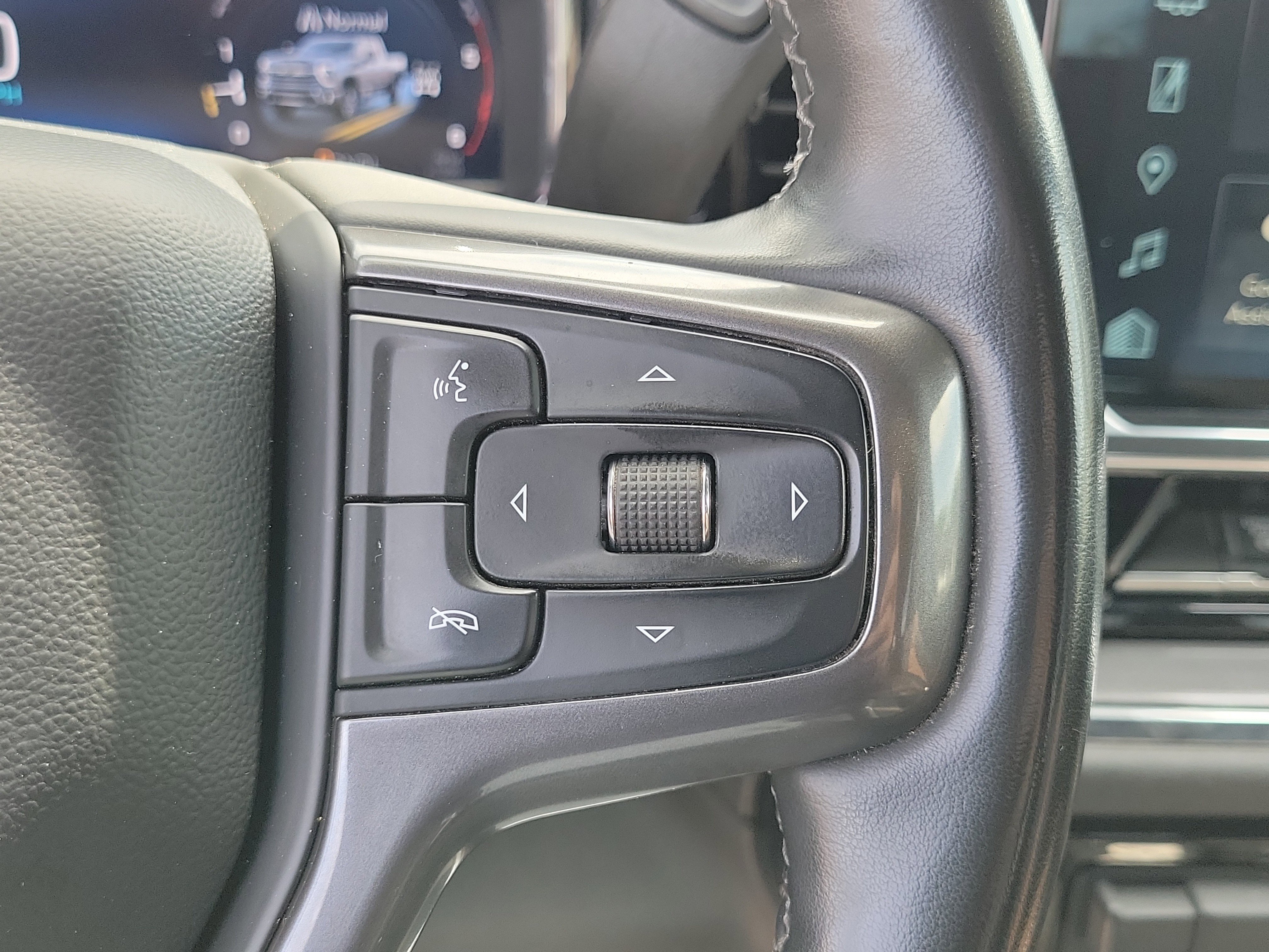 Used 2024 Chevrolet Silverado 3500 High Country w/ Technology Package image 27