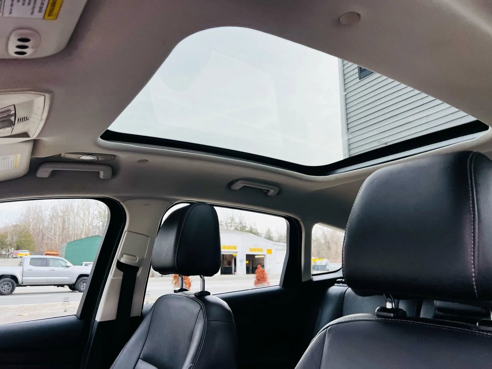 Used 2013 Ford C-MAX SEL image 33