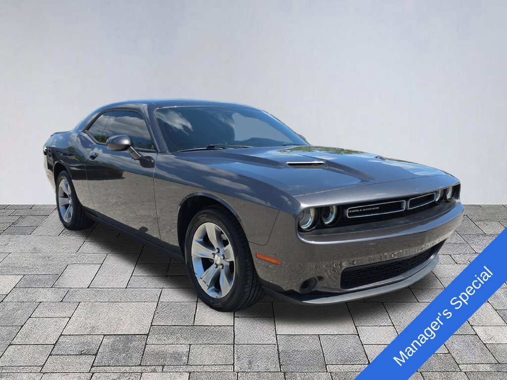 Used 2019 Dodge Challenger SXT
