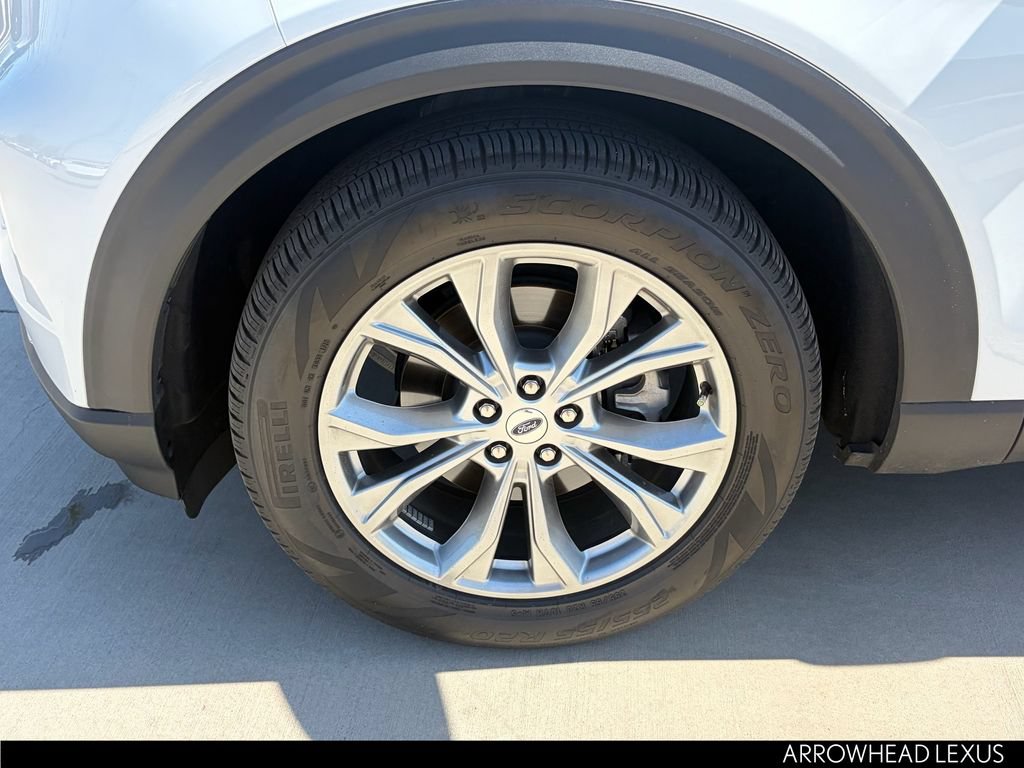 Used 2021 Ford Explorer Limited w/ Equipment Group 301A RWD image 10