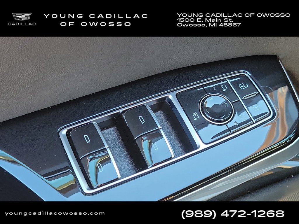 Used 2025 Cadillac Escalade Sport w/ Touring Package AWD/4WD image 28