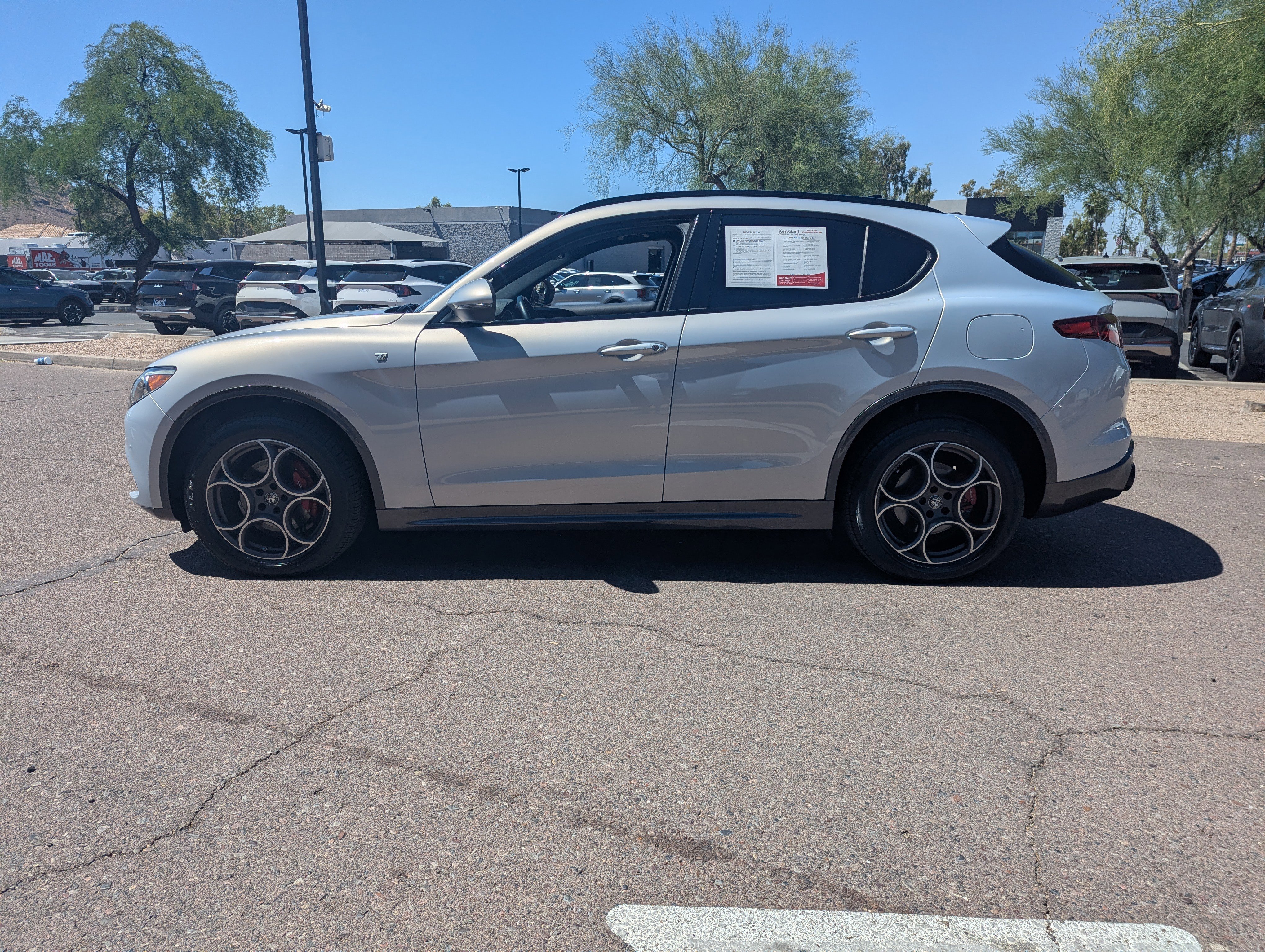 Used 2023 Alfa Romeo Stelvio Ti w/ Active Assist Plus Package image 5