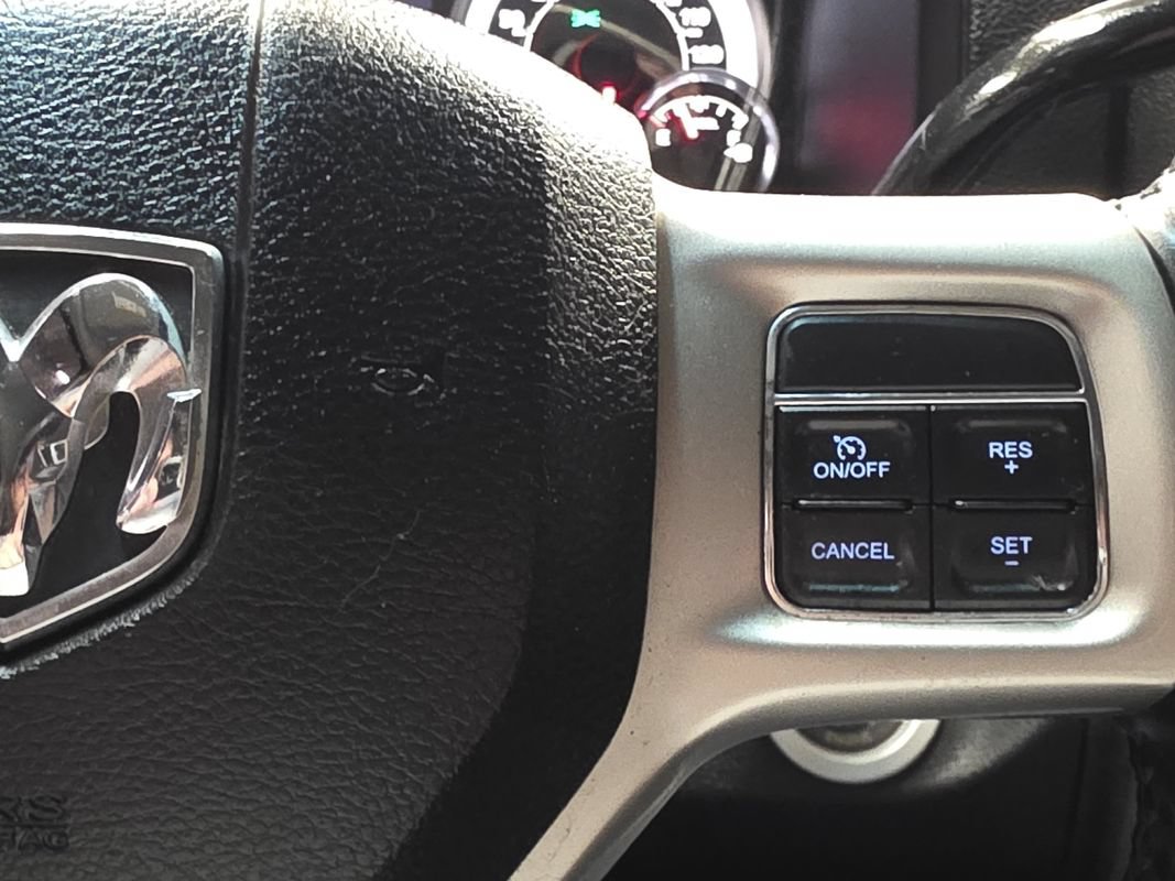 Used 2014 RAM 3500 Laramie AWD/4WD image 31