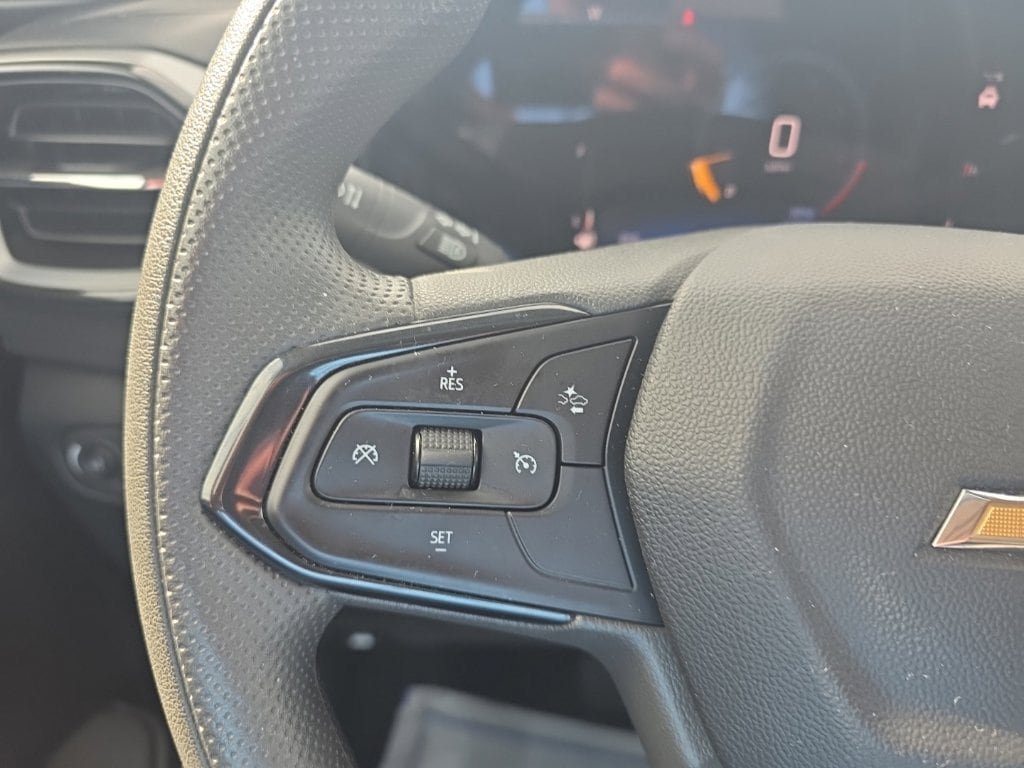 Used 2025 Chevrolet TrailBlazer LT FWD image 19