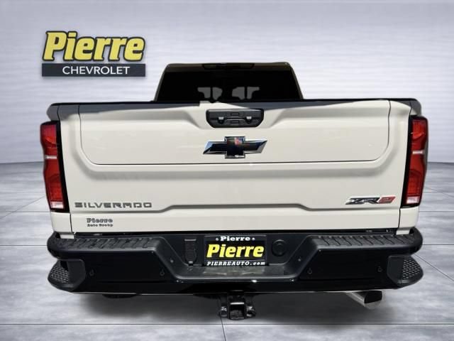 New 2026 Chevrolet Silverado 2500 ZR2 AWD/4WD image 3