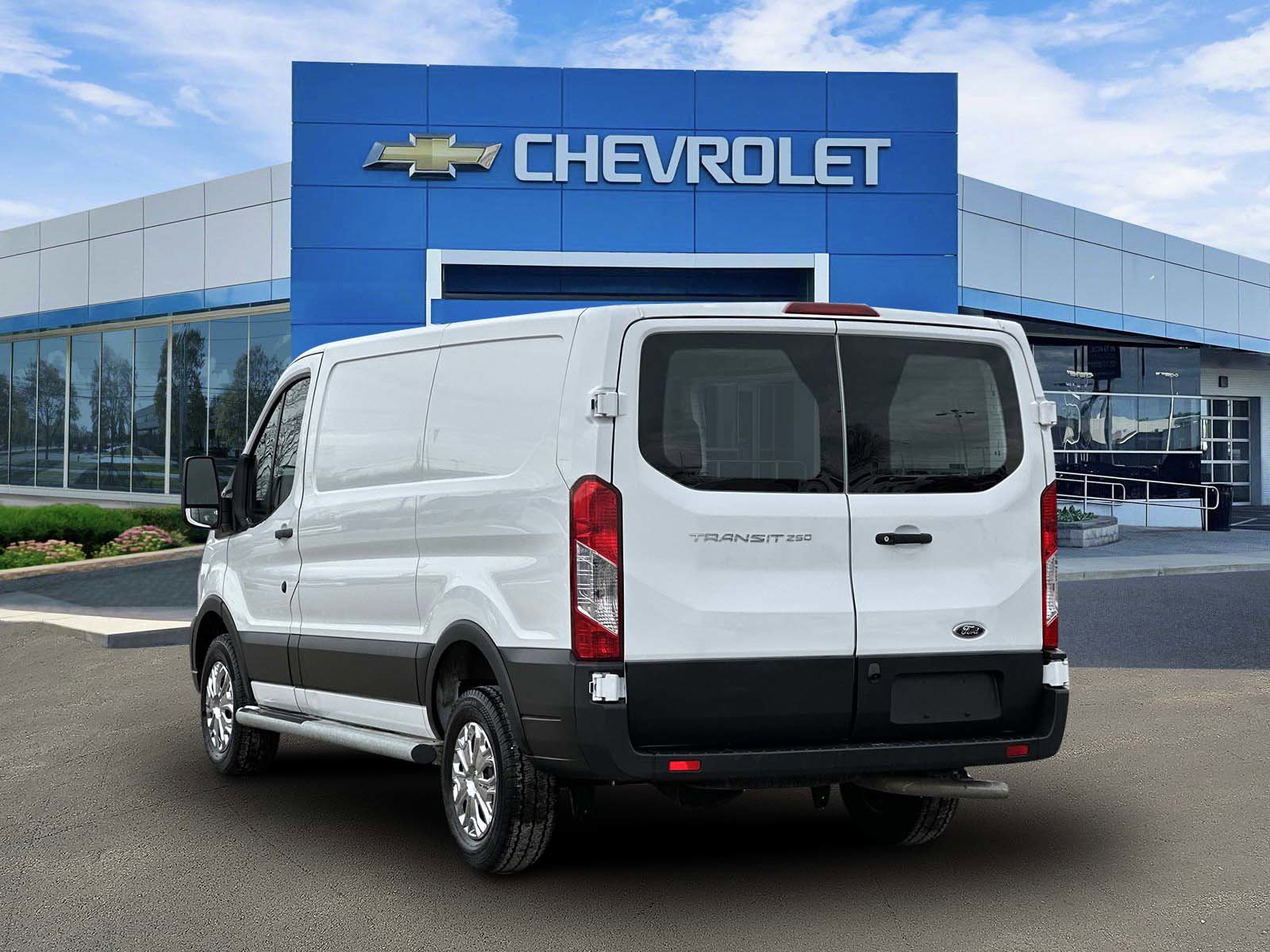 Used 2024 Ford Transit 250 Low Roof w/ Exterior Upgrade Package image 3
