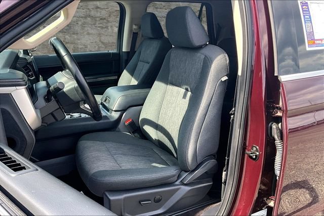 Used 2023 Ford Expedition XLT AWD/4WD image 21