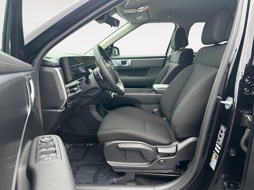 Used 2024 Hyundai Santa Fe SE image 15