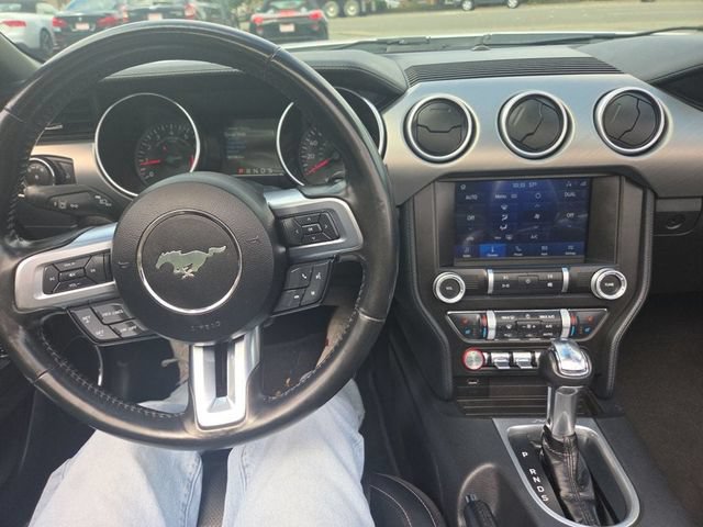 Used 2022 Ford Mustang Premium RWD image 27