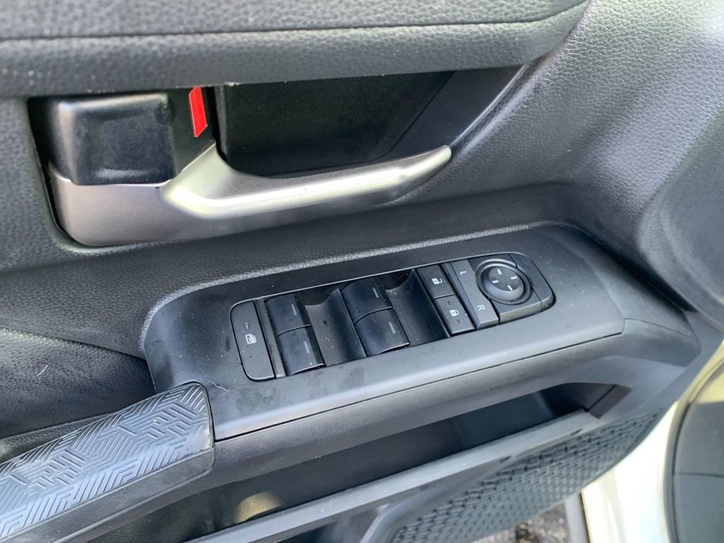 Used 2025 Toyota Tacoma TRD Off-Road AWD/4WD image 13