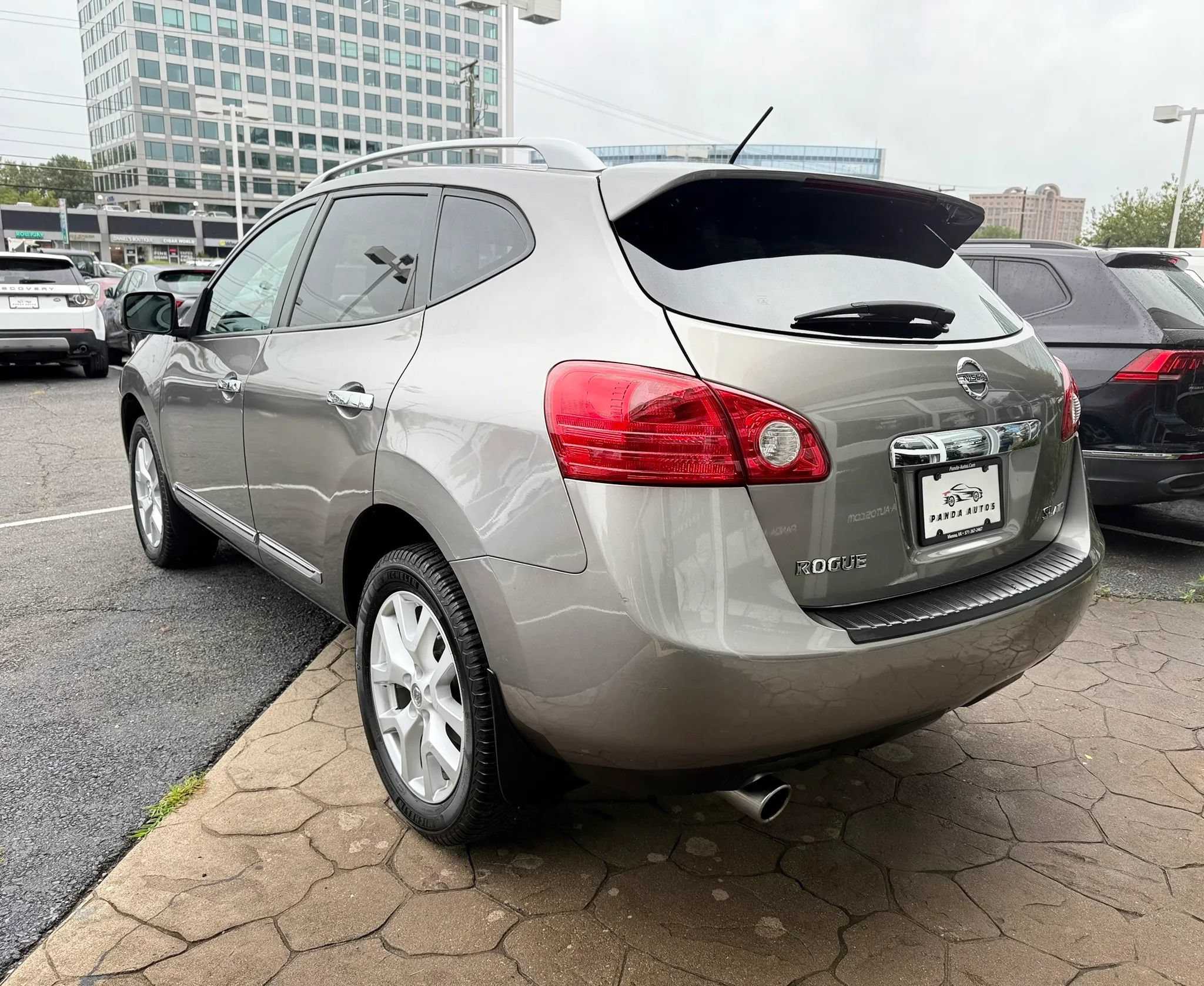 Used 2012 Nissan Rogue SL AWD/4WD image 5