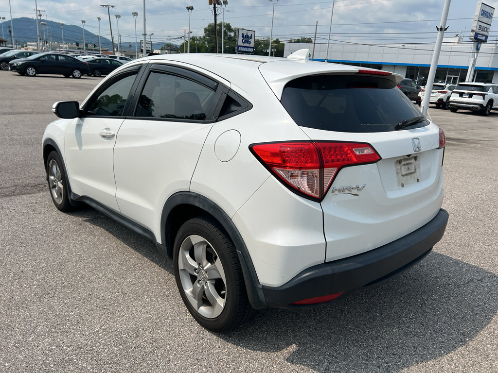 Used 2017 Honda HR-V EX image 7