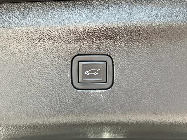 Used 2023 Buick Enclave Essence w/ Sport Touring Edition AWD/4WD image 11
