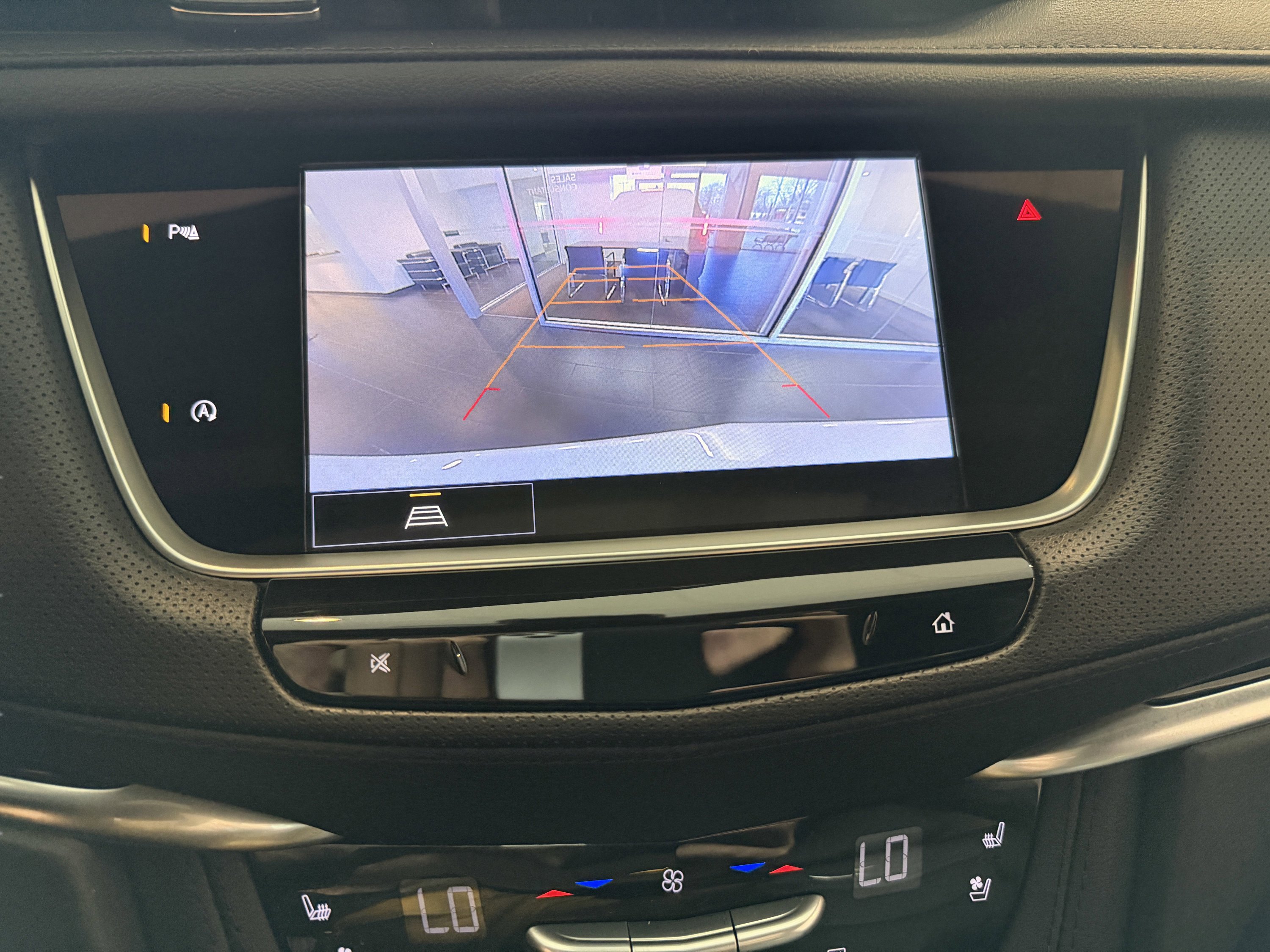 Used 2025 Cadillac XT5 Premium Luxury image 6