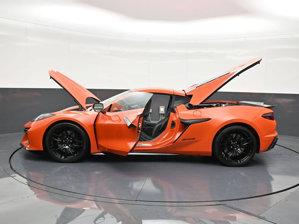 Used 2026 Chevrolet Corvette Z06 image 33