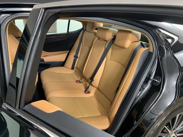 Used 2022 Lexus ES 350 w/ Premium Package image 32