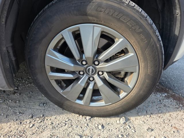 Used 2022 Nissan Pathfinder SV w/ SV Premium Package image 11