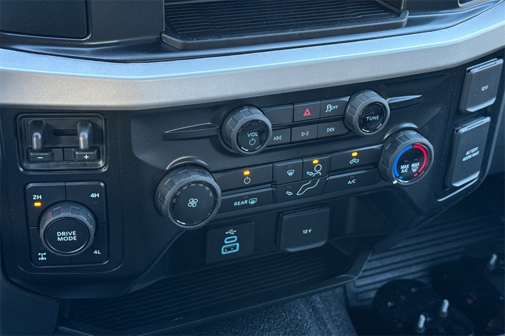 New 2026 Ford F350 XL w/ XL Chrome Package image 14