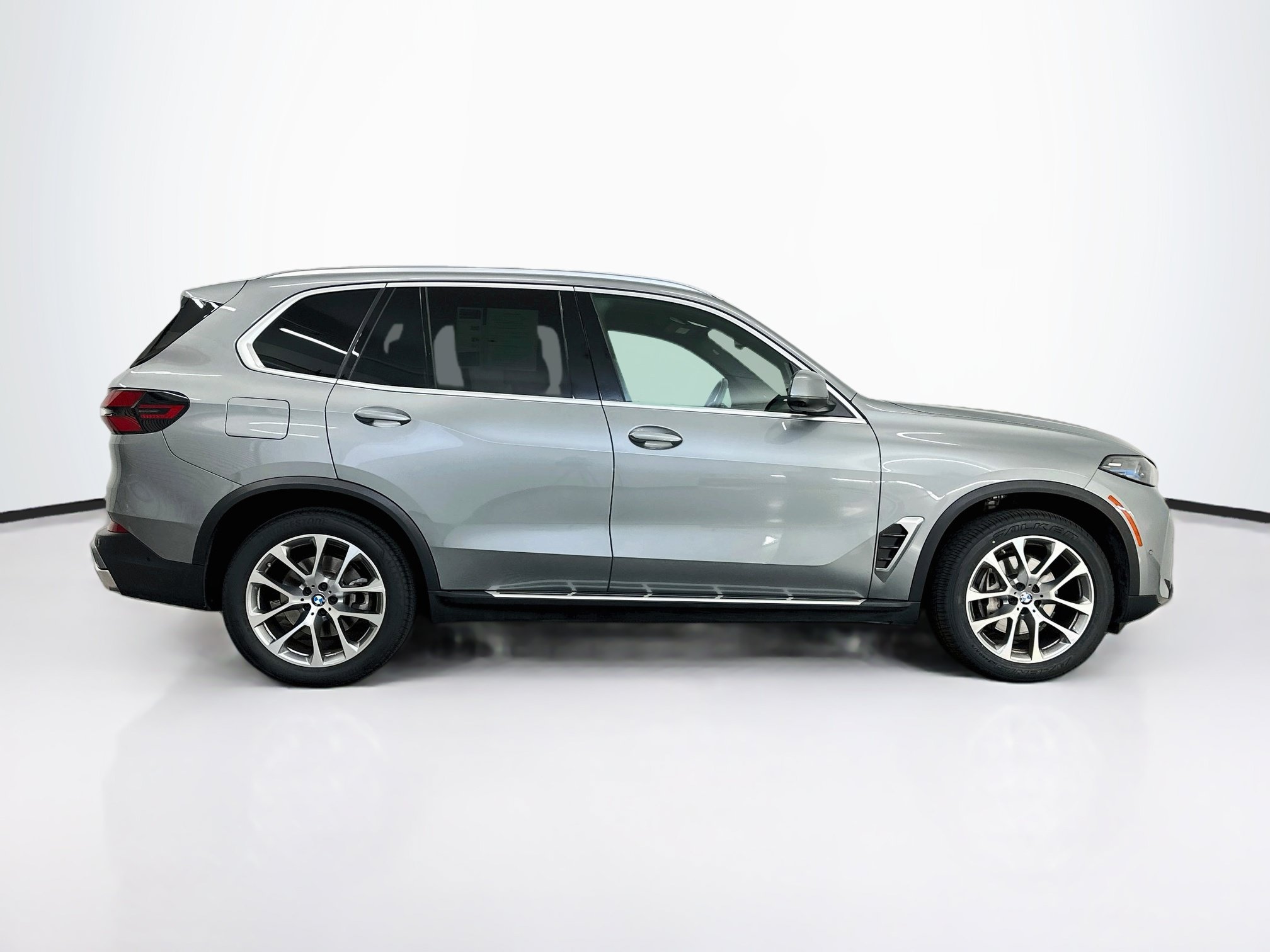 Used 2026 BMW X5 xDrive40i AWD/4WD image 10