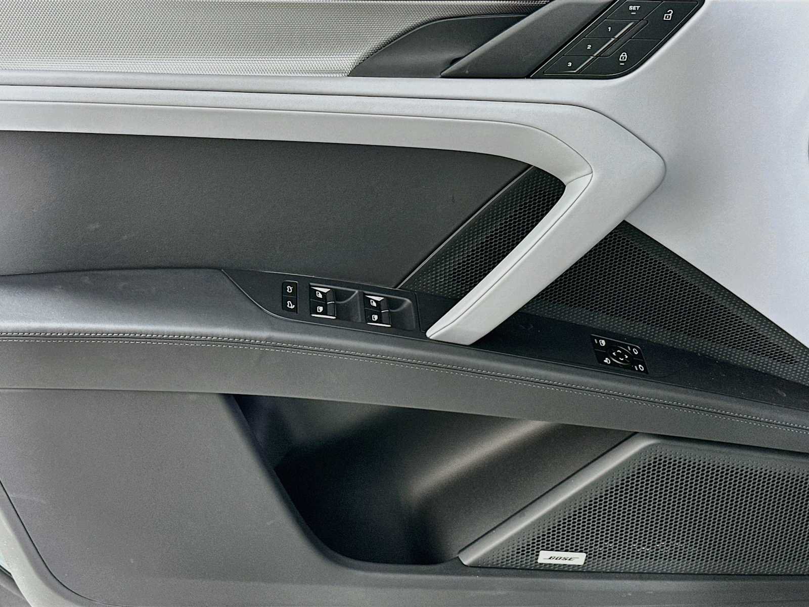 New 2026 Porsche Cayenne Electric AWD/4WD image 11