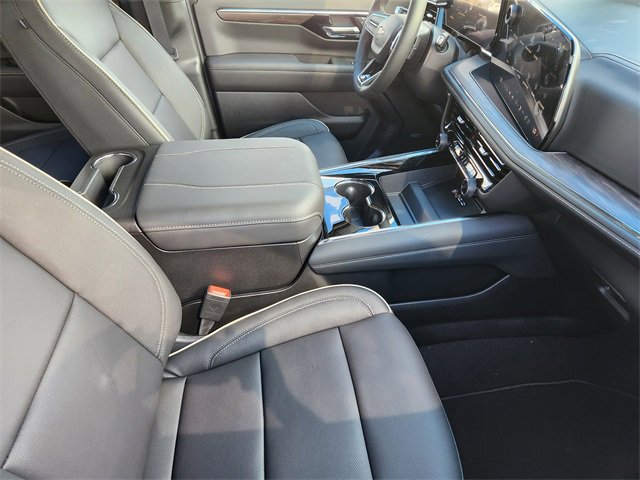 New 2026 Chevrolet Suburban Premier image 10