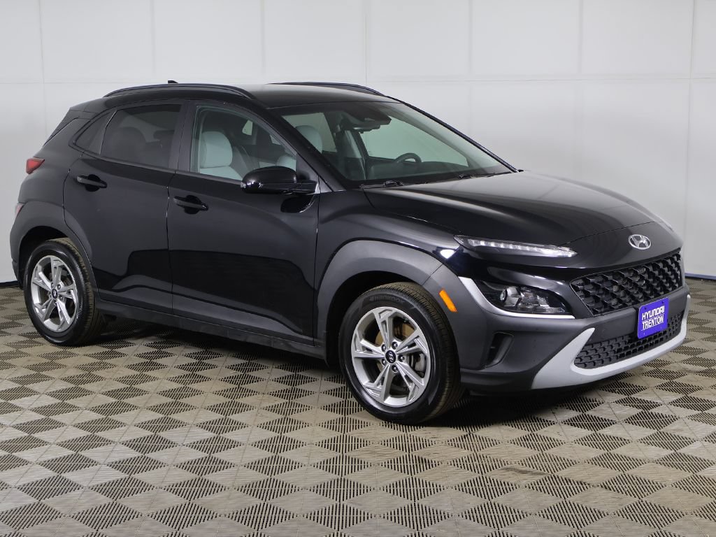 Used 2023 Hyundai Kona SEL w/ Cargo Package AWD/4WD image 41