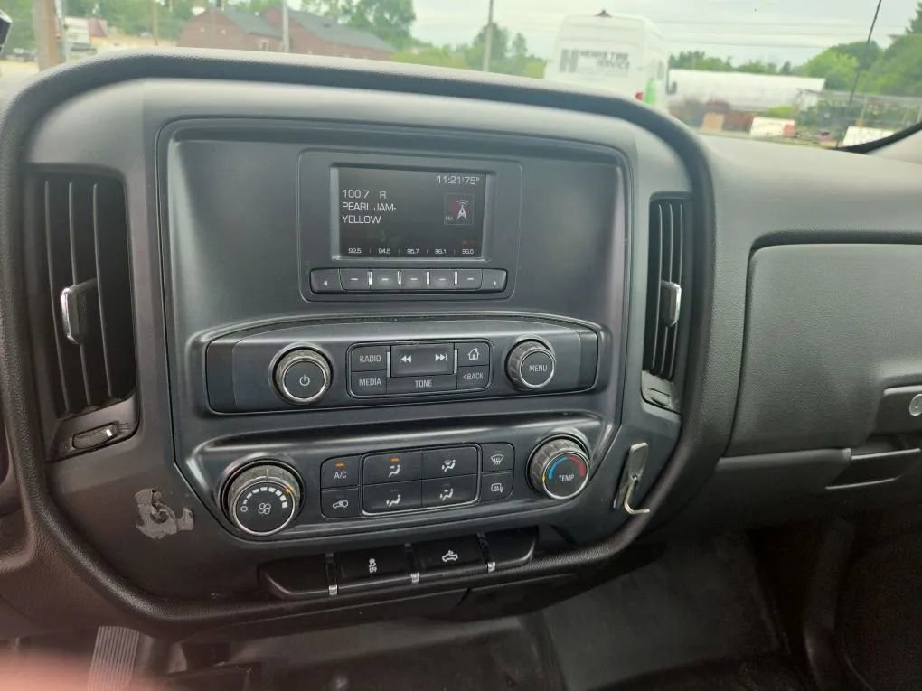 Used 2017 GMC Sierra 2500 4x4 Double Cab w/ Snow Plow Prep Package image 10