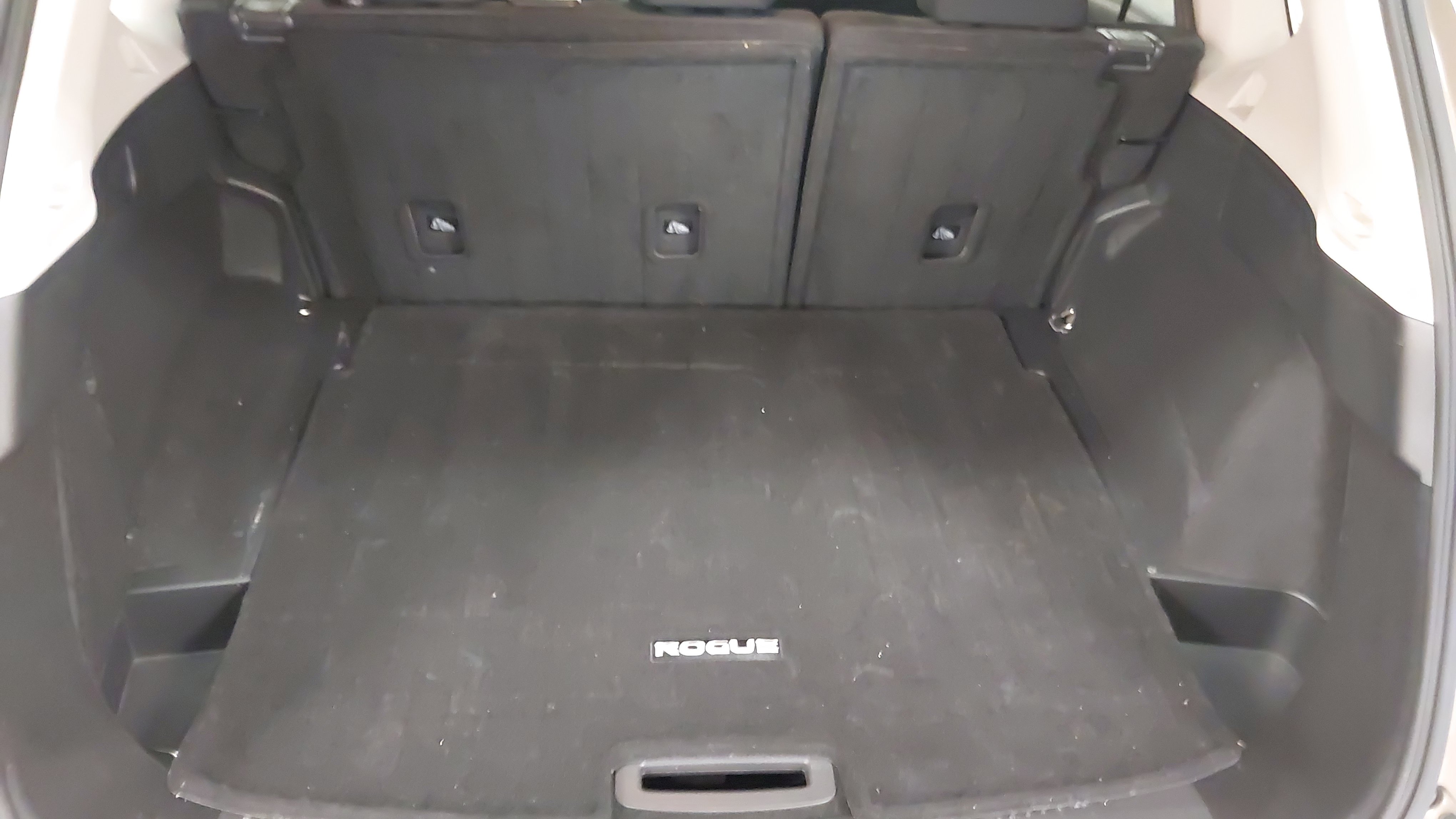 Used 2024 Nissan Rogue SV AWD/4WD image 27