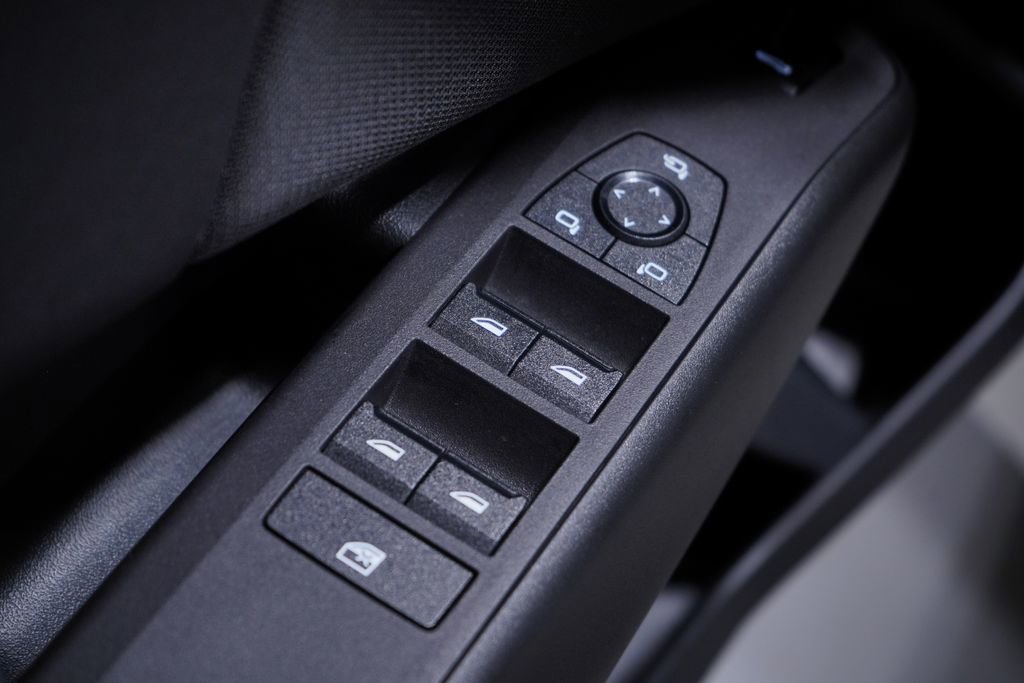 Used 2025 BMW X3 xDrive30i w/ M Sport Package image 16