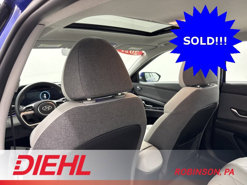 Used 2021 Hyundai Elantra Limited image 16