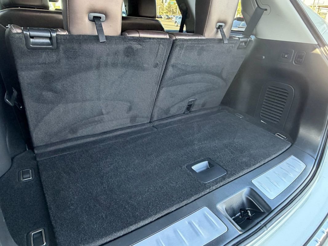 Used 2019 INFINITI QX60 Luxe w/ Sensory Package image 9