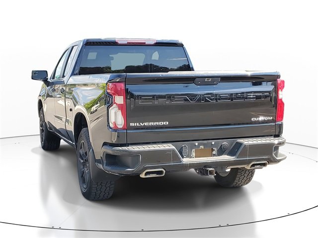 Used 2019 Chevrolet Silverado 1500 Custom w/ Custom Value Package image 3