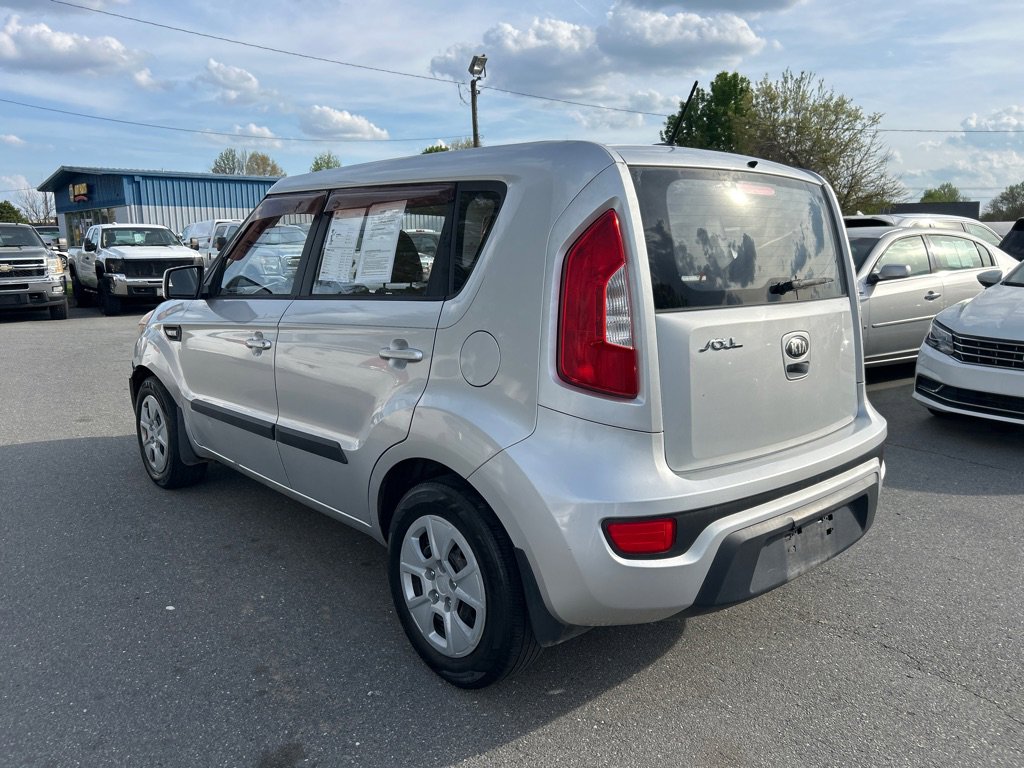 Used 2013 Kia Soul image 7