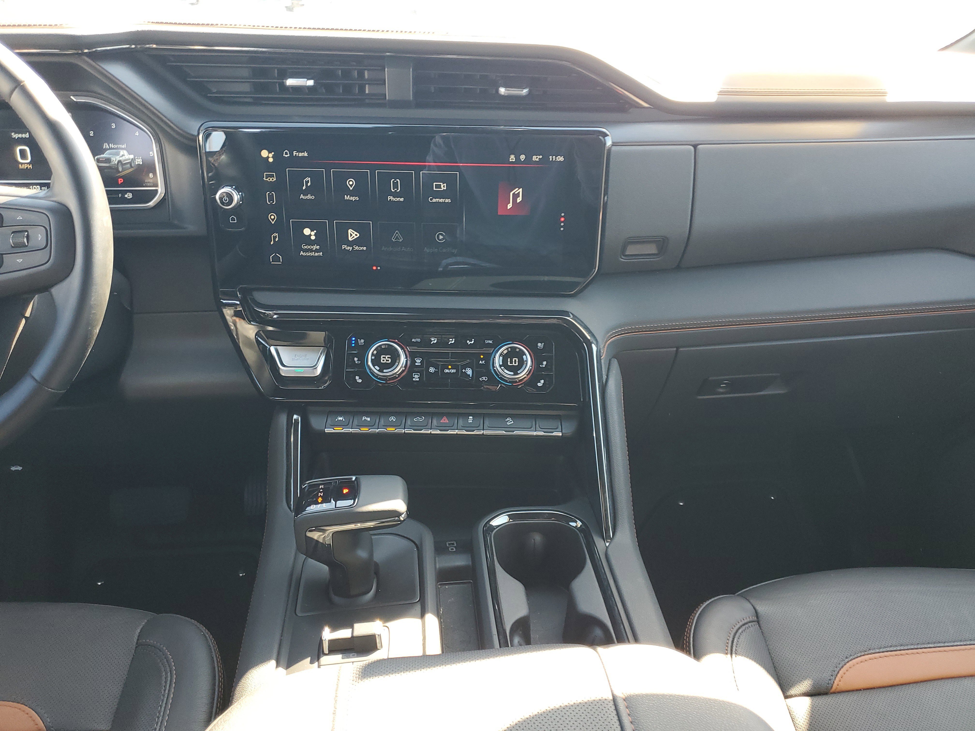 Used 2024 GMC Sierra 1500 AT4 w/ Technology Package image 17