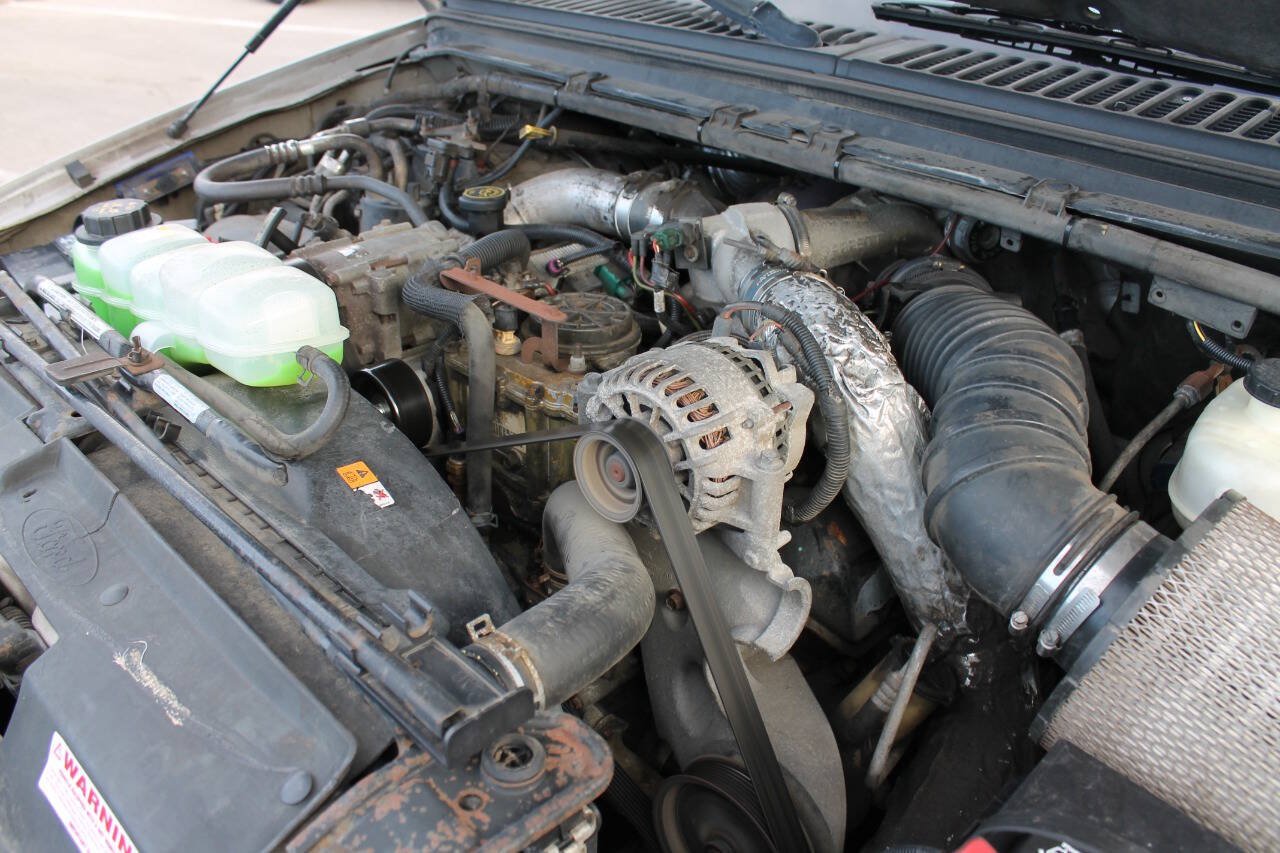 Used 2001 Ford Excursion XLT RWD image 19